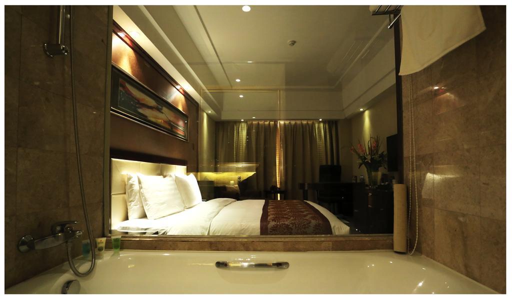 Zhengzhou Jianguo Hotel Esterno foto